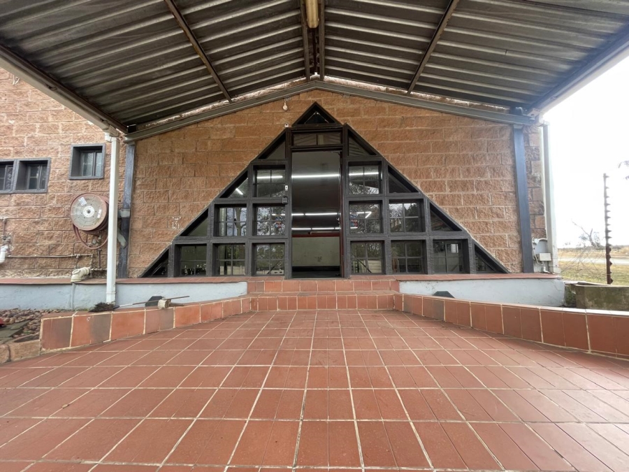 To Let Commercial Property for Rent in Camperdown KwaZulu-Natal