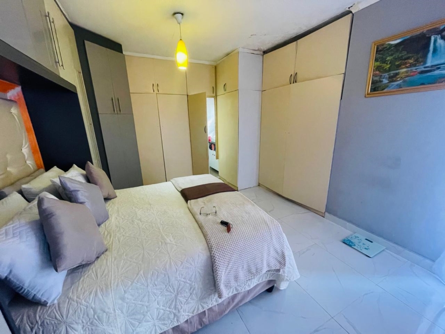 4 Bedroom Property for Sale in Isipingo Hills KwaZulu-Natal