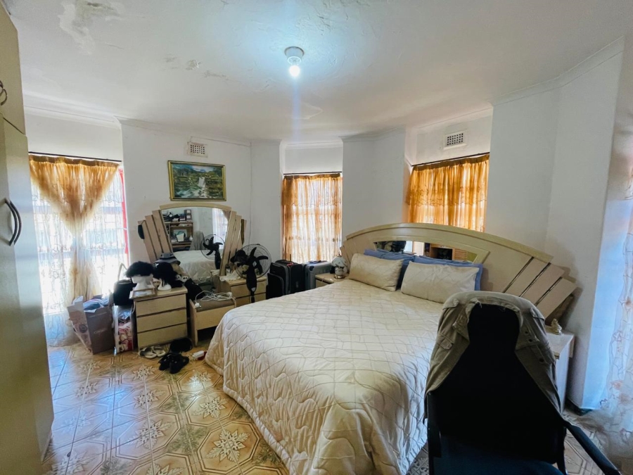 4 Bedroom Property for Sale in Isipingo Hills KwaZulu-Natal