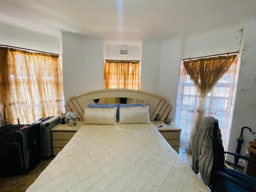 4 Bedroom Property for Sale in Isipingo Hills KwaZulu-Natal