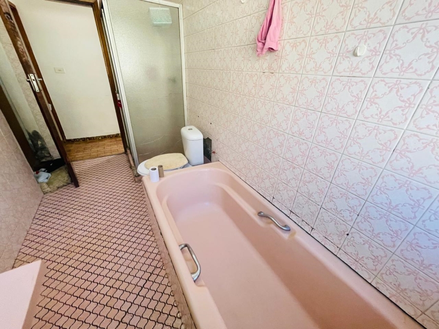 4 Bedroom Property for Sale in Isipingo Hills KwaZulu-Natal