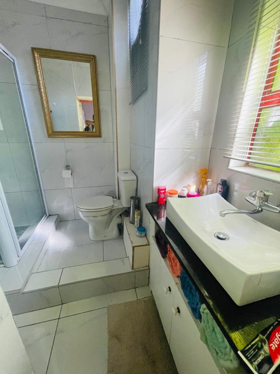 4 Bedroom Property for Sale in Isipingo Hills KwaZulu-Natal