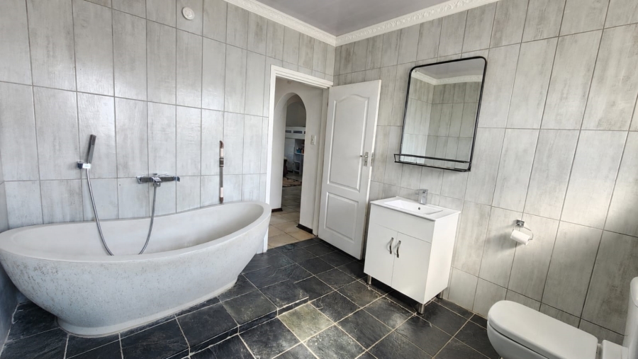 4 Bedroom Property for Sale in Rathboneville KwaZulu-Natal