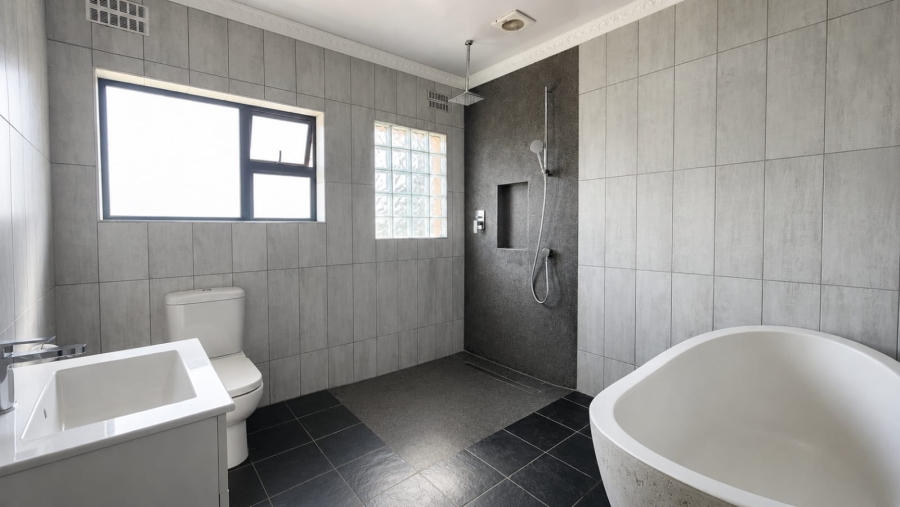 4 Bedroom Property for Sale in Rathboneville KwaZulu-Natal