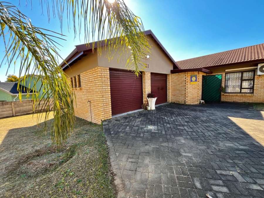 3 Bedroom Property for Sale in Aviary Hill KwaZulu-Natal