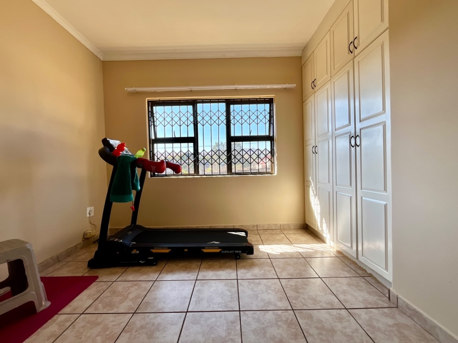 3 Bedroom Property for Sale in Aviary Hill KwaZulu-Natal
