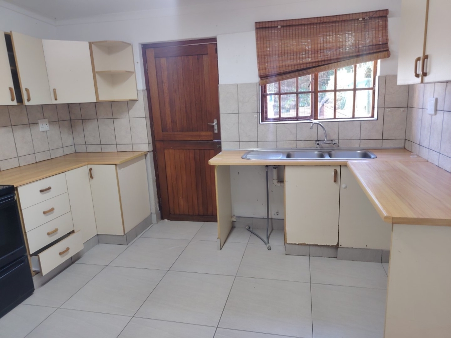 3 Bedroom Property for Sale in Waterfall KwaZulu-Natal