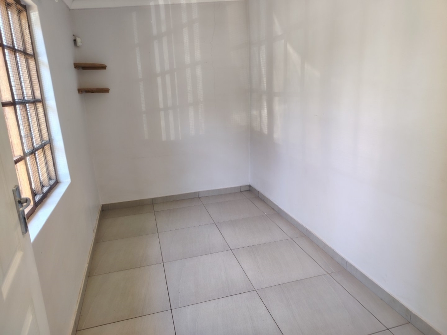 3 Bedroom Property for Sale in Waterfall KwaZulu-Natal