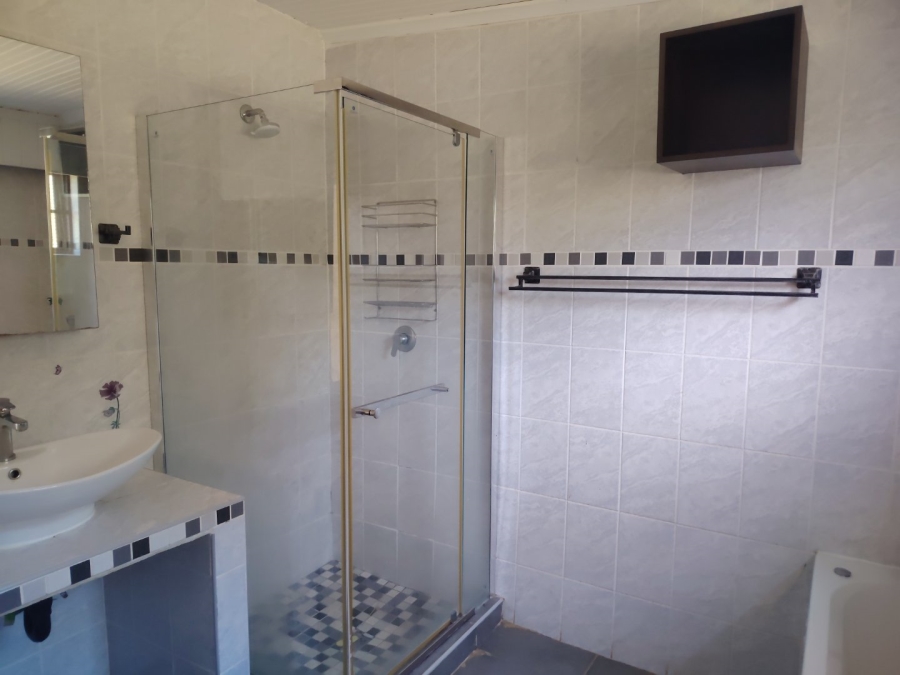 3 Bedroom Property for Sale in Waterfall KwaZulu-Natal