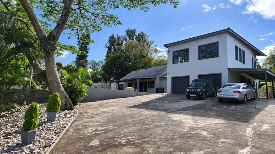 3 Bedroom Property for Sale in Umtentweni KwaZulu-Natal