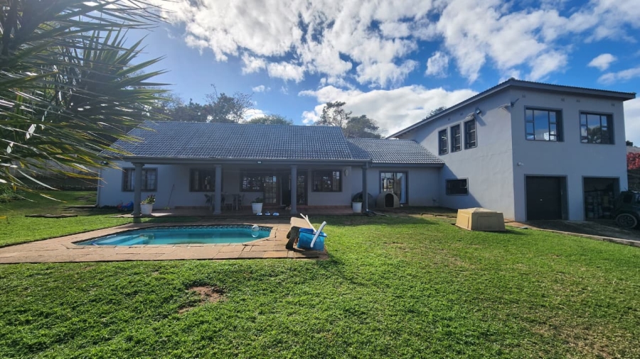 3 Bedroom Property for Sale in Umtentweni KwaZulu-Natal