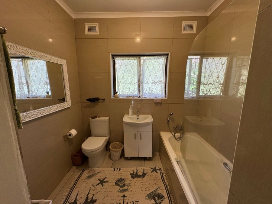 4 Bedroom Property for Sale in Southport KwaZulu-Natal