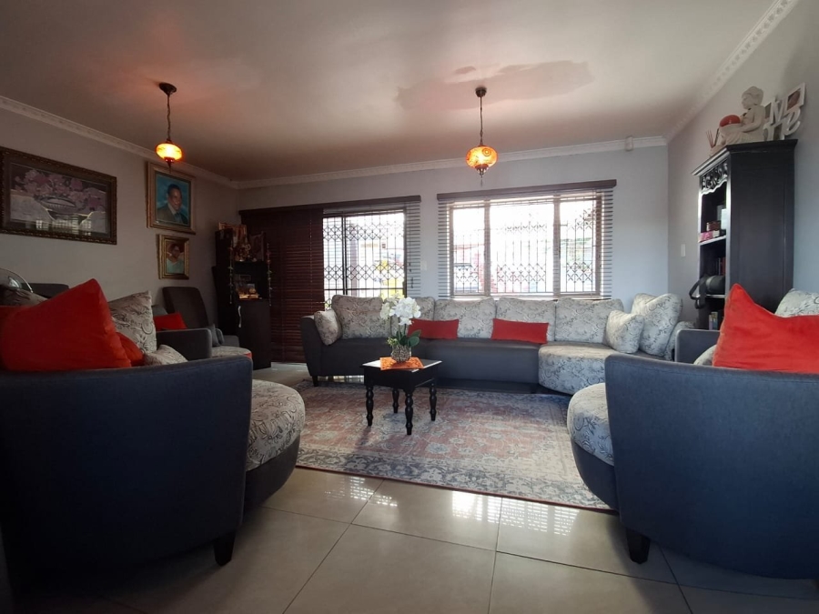 4 Bedroom Property for Sale in Malvern KwaZulu-Natal