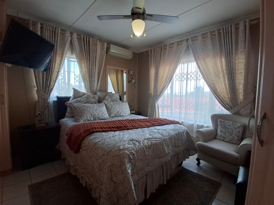 4 Bedroom Property for Sale in Malvern KwaZulu-Natal
