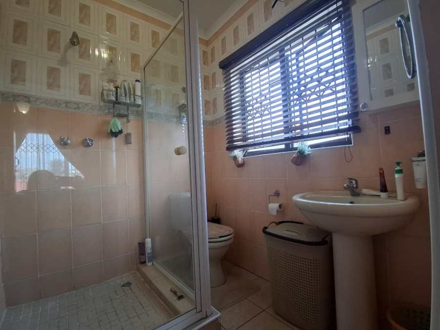 4 Bedroom Property for Sale in Malvern KwaZulu-Natal