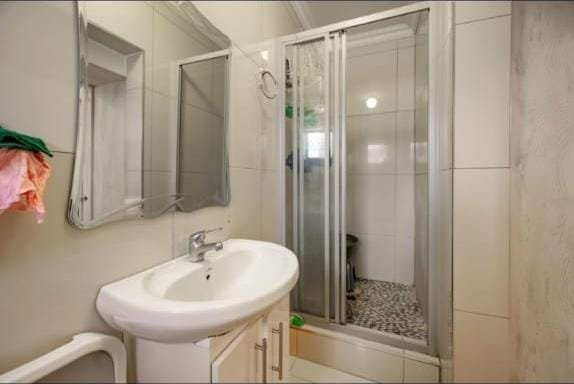 4 Bedroom Property for Sale in Malvern KwaZulu-Natal