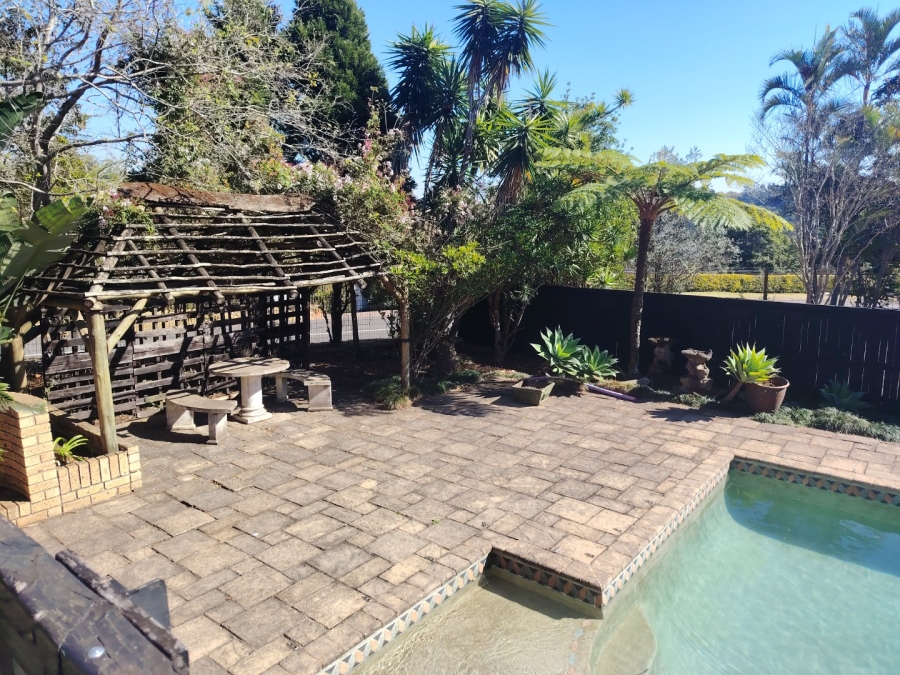 To Let 4 Bedroom Property for Rent in Gillitts KwaZulu-Natal