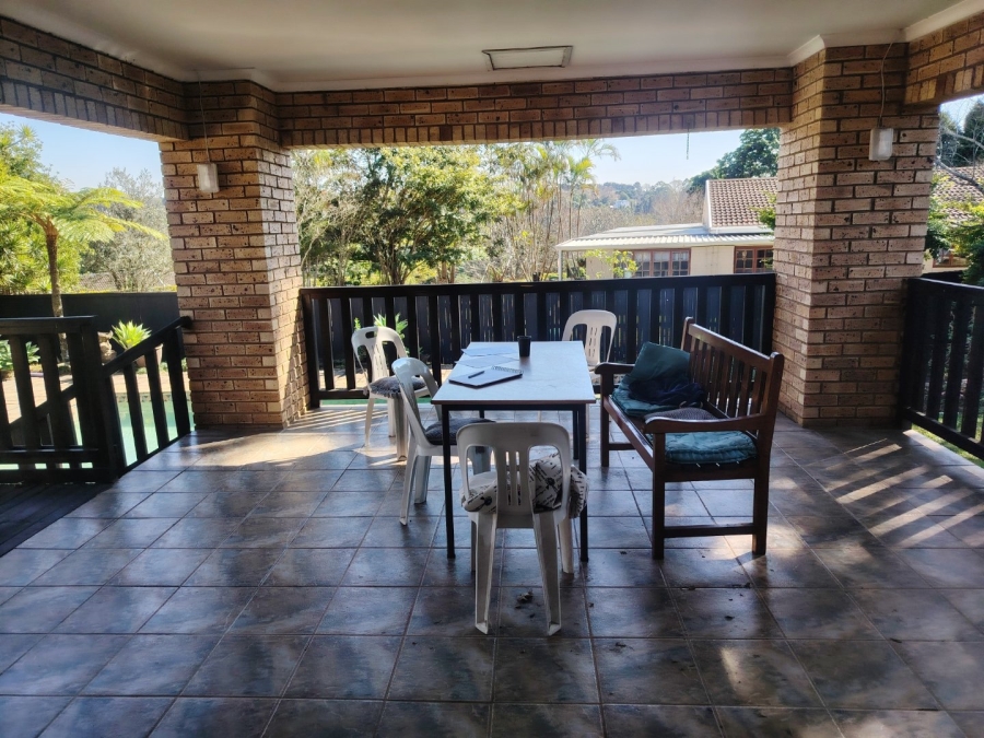 To Let 4 Bedroom Property for Rent in Gillitts KwaZulu-Natal