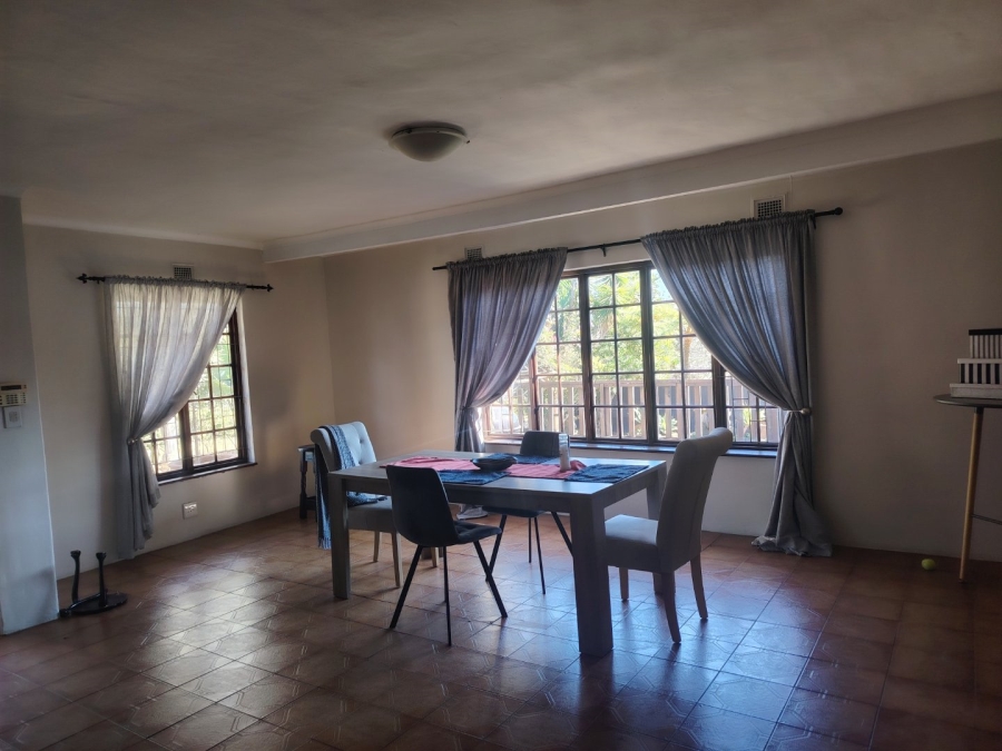 To Let 4 Bedroom Property for Rent in Gillitts KwaZulu-Natal