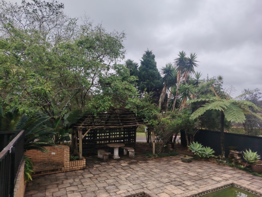 To Let 4 Bedroom Property for Rent in Gillitts KwaZulu-Natal