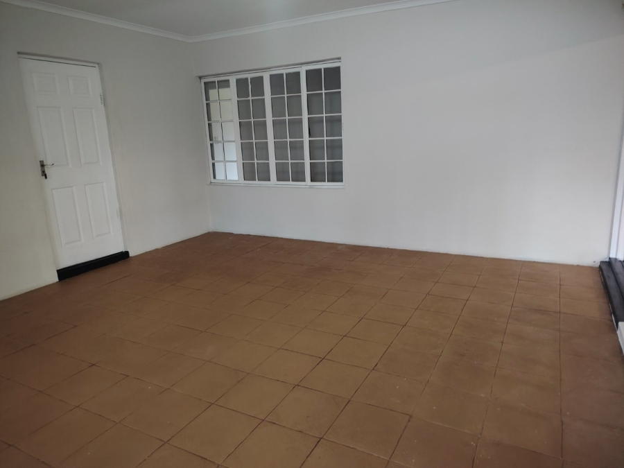 To Let 4 Bedroom Property for Rent in Gillitts KwaZulu-Natal