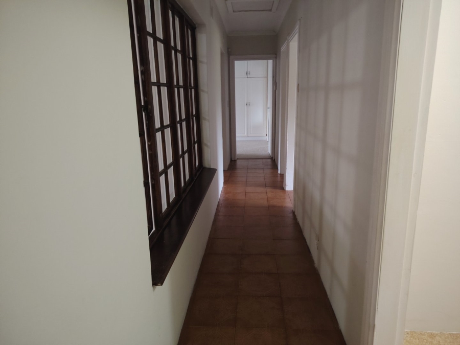 To Let 4 Bedroom Property for Rent in Gillitts KwaZulu-Natal