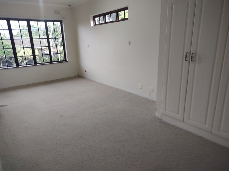 To Let 4 Bedroom Property for Rent in Gillitts KwaZulu-Natal