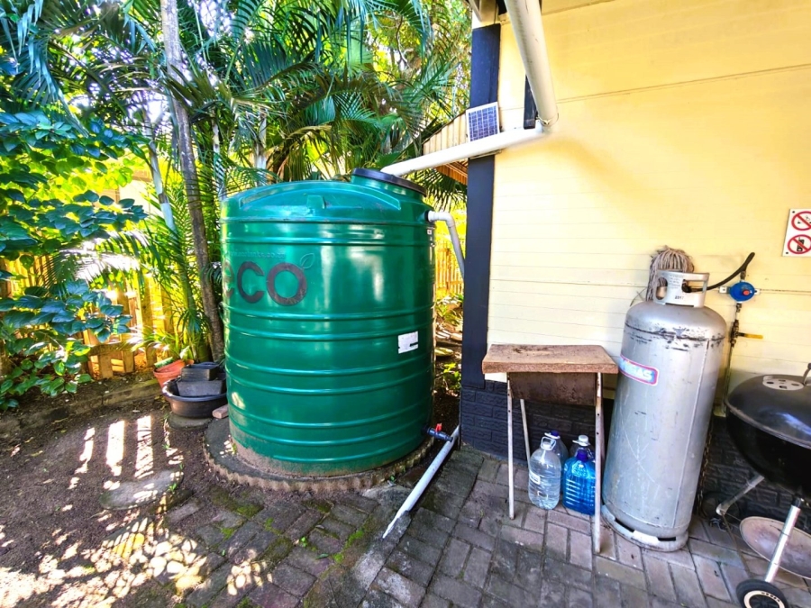 2 Bedroom Property for Sale in Hibberdene KwaZulu-Natal