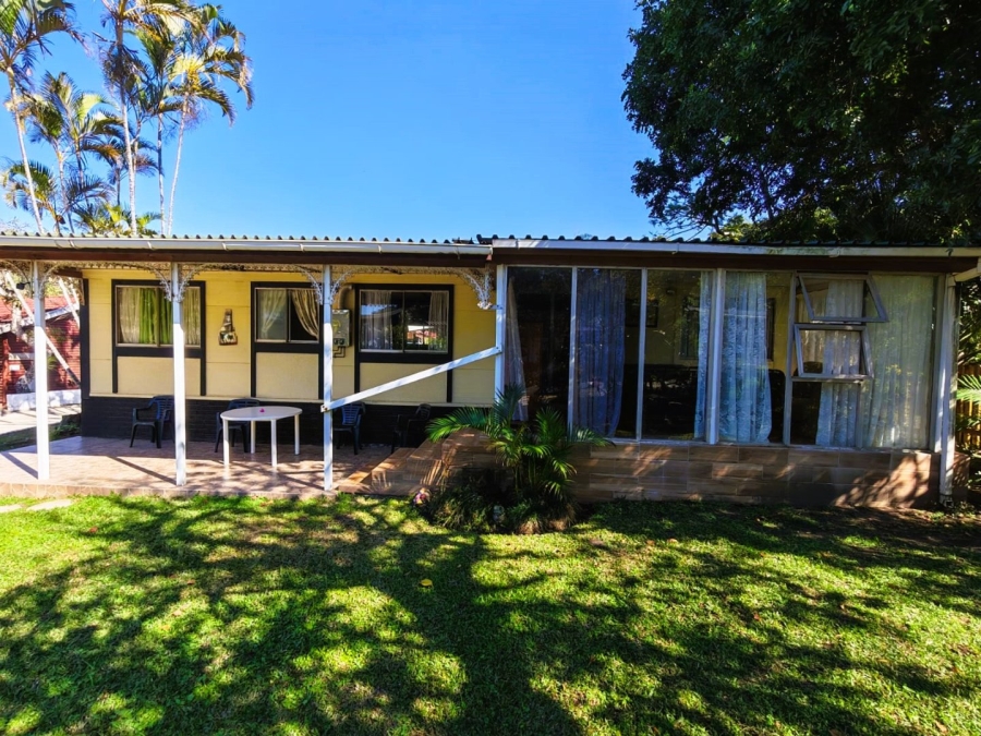 2 Bedroom Property for Sale in Hibberdene KwaZulu-Natal