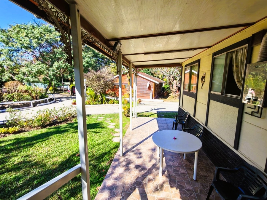 2 Bedroom Property for Sale in Hibberdene KwaZulu-Natal