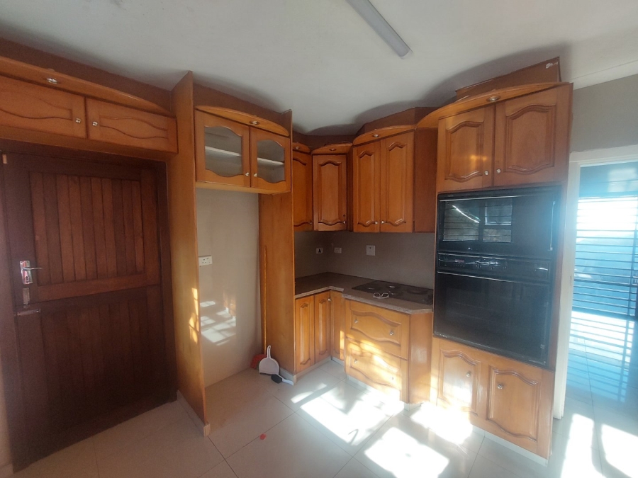 To Let 2 Bedroom Property for Rent in Bluff KwaZulu-Natal
