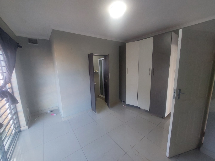 To Let 2 Bedroom Property for Rent in Bluff KwaZulu-Natal