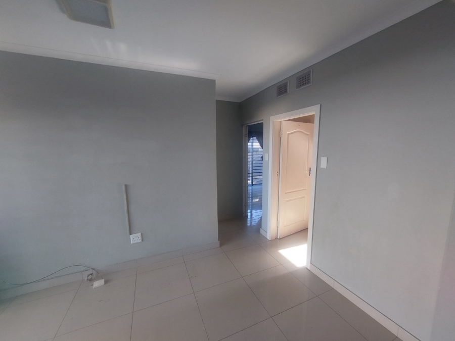 To Let 2 Bedroom Property for Rent in Bluff KwaZulu-Natal