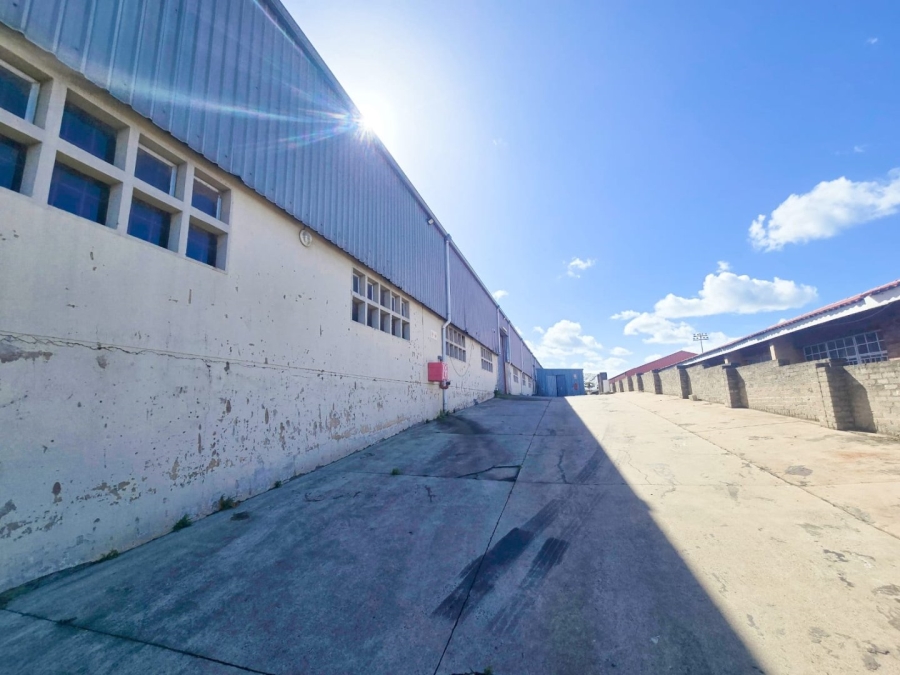 To Let Commercial Property for Rent in Moola Industrial KwaZulu-Natal