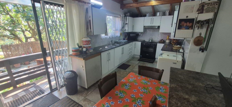 3 Bedroom Property for Sale in Hibberdene KwaZulu-Natal