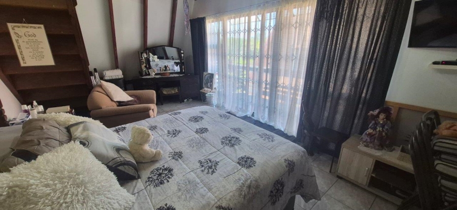 3 Bedroom Property for Sale in Hibberdene KwaZulu-Natal