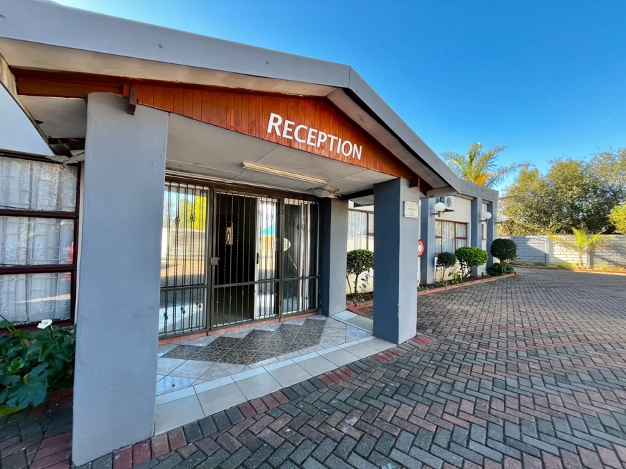 Commercial Property for Sale in Pioneer Park KwaZulu-Natal