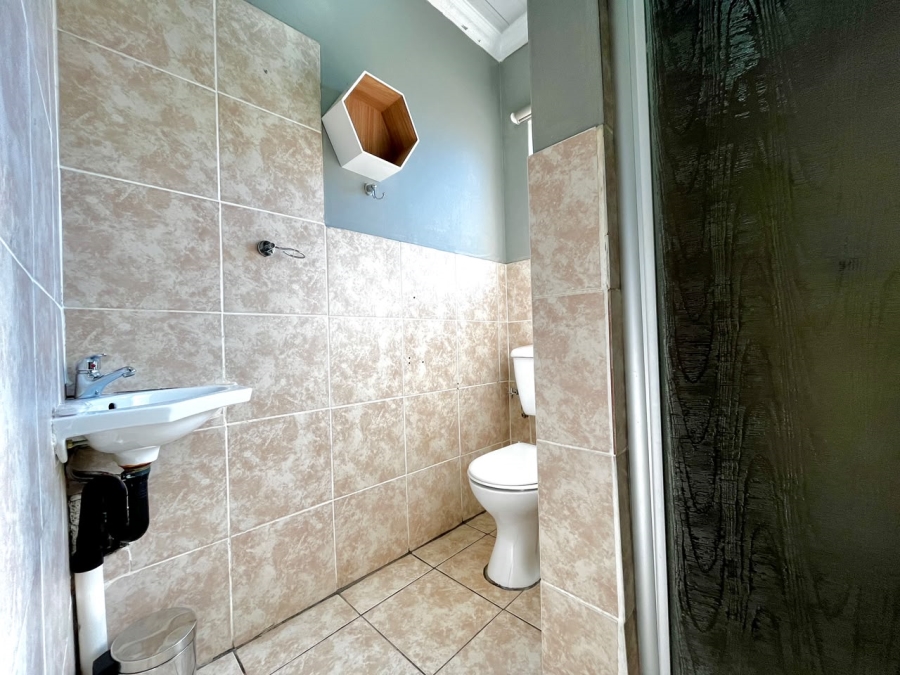Commercial Property for Sale in Pioneer Park KwaZulu-Natal