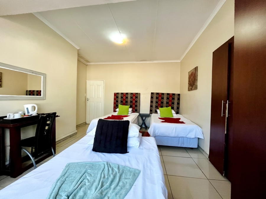 Commercial Property for Sale in Pioneer Park KwaZulu-Natal