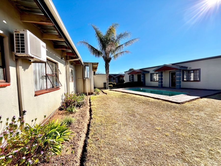 Commercial Property for Sale in Pioneer Park KwaZulu-Natal
