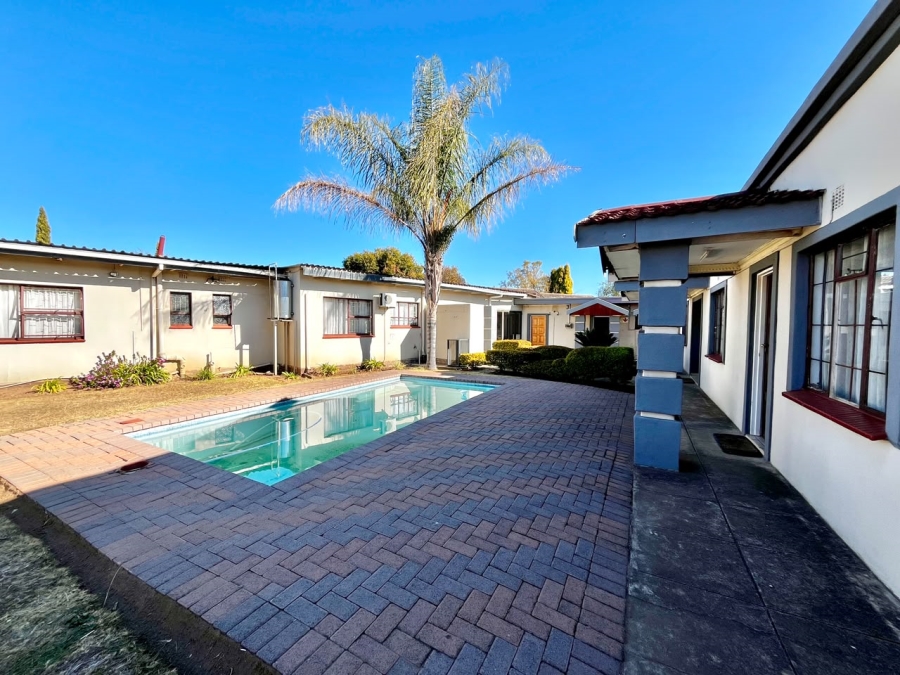Commercial Property for Sale in Pioneer Park KwaZulu-Natal