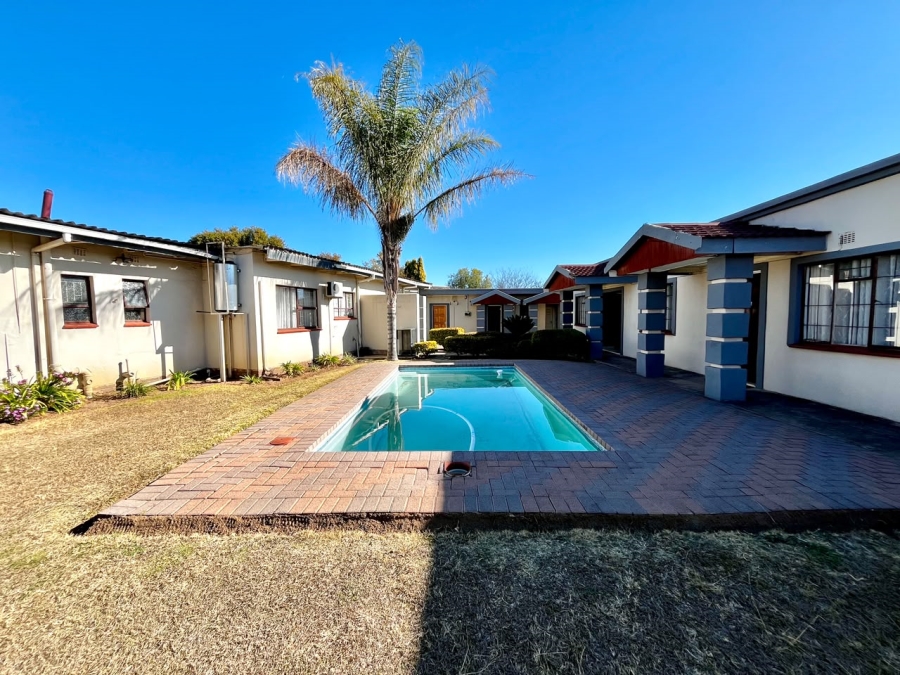 Commercial Property for Sale in Pioneer Park KwaZulu-Natal