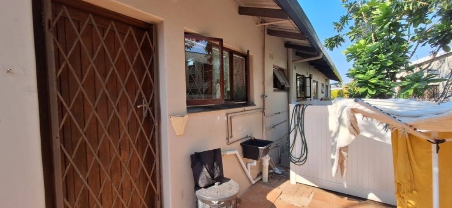 2 Bedroom Property for Sale in Oslo Beach KwaZulu-Natal