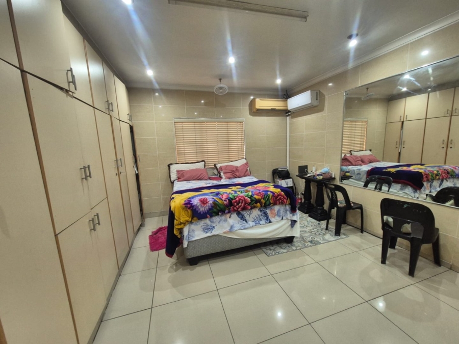 2 Bedroom Property for Sale in Austerville KwaZulu-Natal