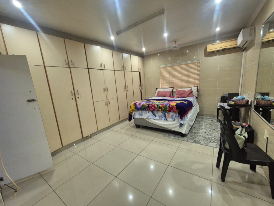 2 Bedroom Property for Sale in Austerville KwaZulu-Natal