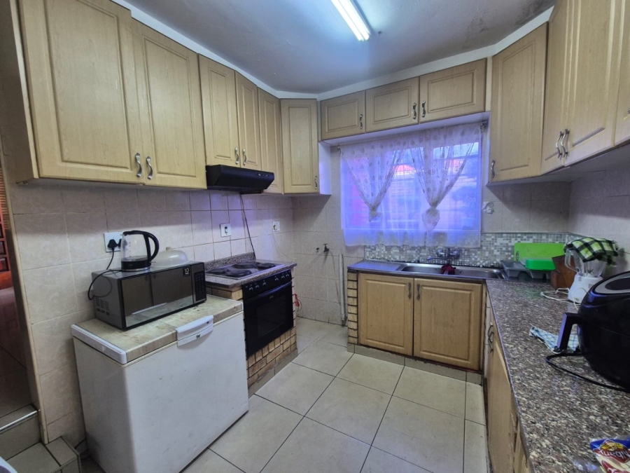 2 Bedroom Property for Sale in Austerville KwaZulu-Natal