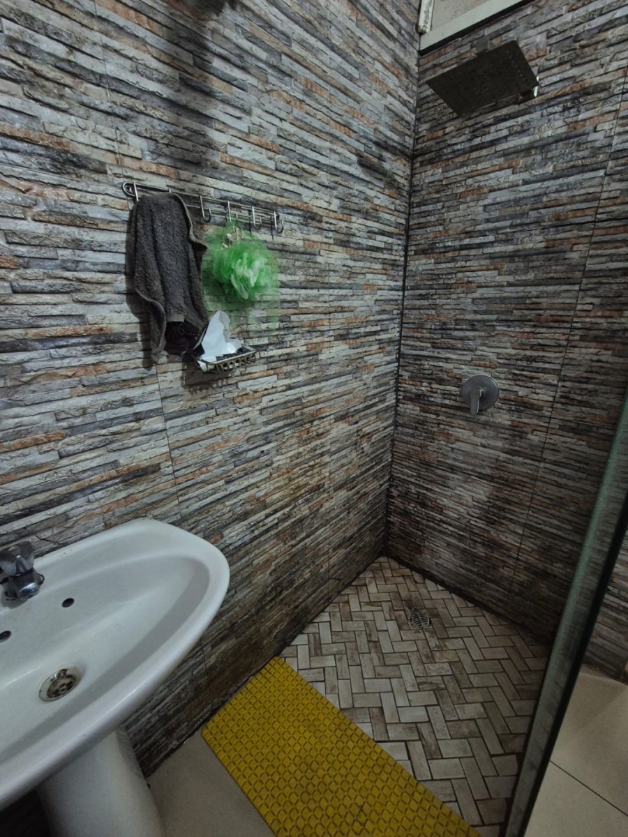 2 Bedroom Property for Sale in Austerville KwaZulu-Natal