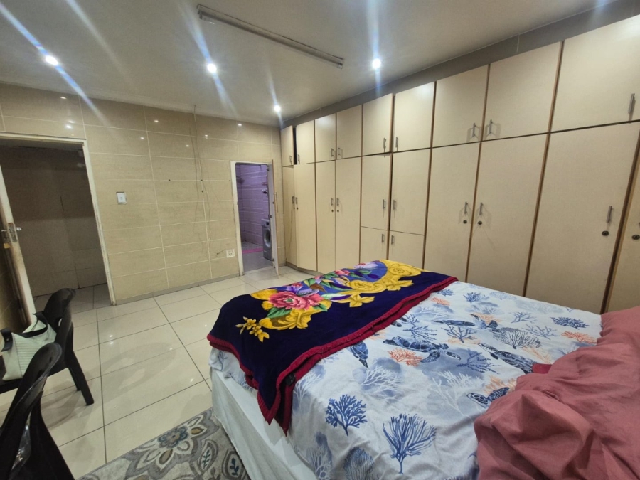 2 Bedroom Property for Sale in Austerville KwaZulu-Natal