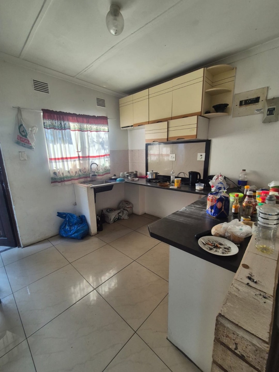 2 Bedroom Property for Sale in Austerville KwaZulu-Natal