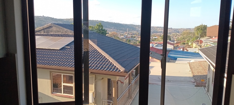 2 Bedroom Property for Sale in Trenance Manor KwaZulu-Natal
